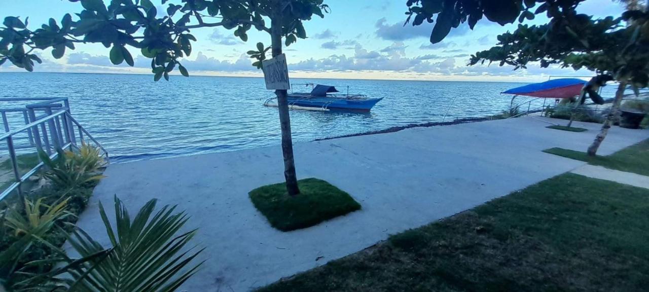 Takbo Beach Resort General Luna  Ngoại thất bức ảnh